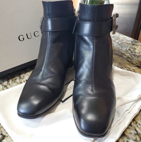 gucci bootie,  size 39. Used in great condition. - Picture 2 of 16